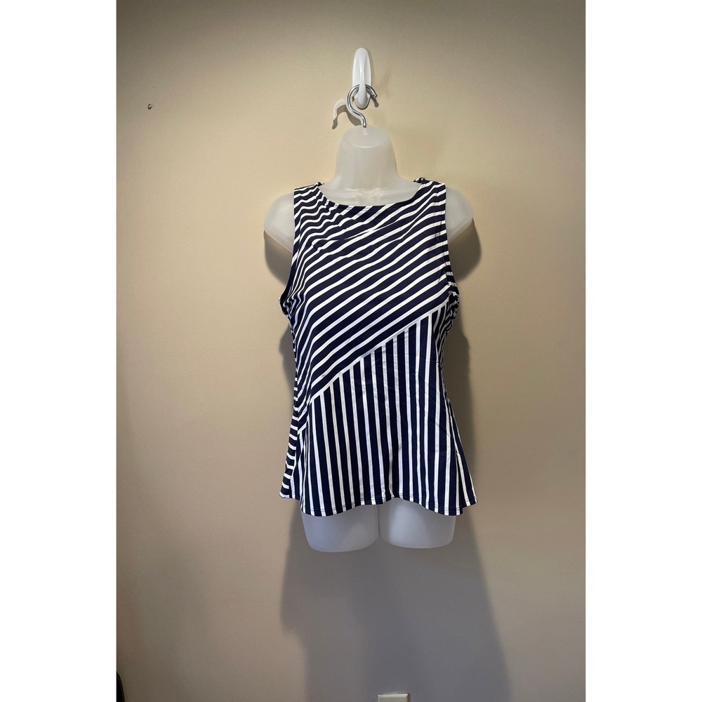 14 DDD Lands End Tankini Swim Top J01 39